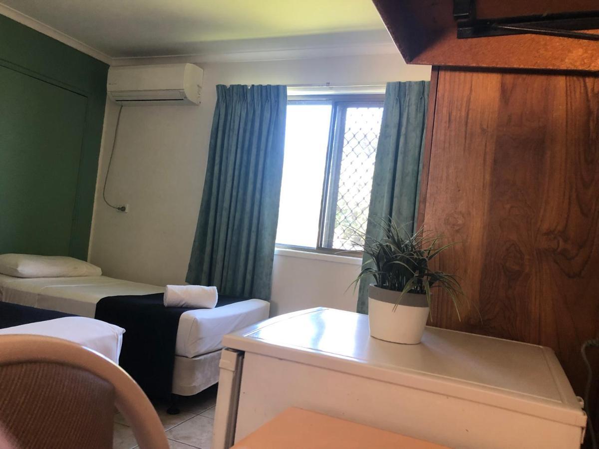 Mackay Motor Inn Bagian luar foto