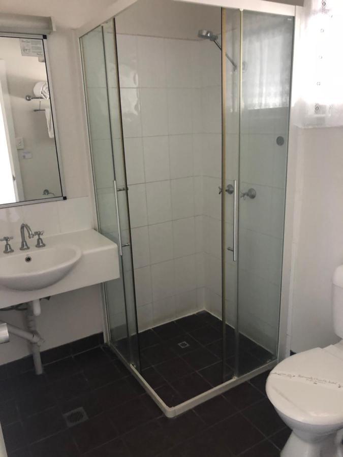 Mackay Motor Inn Bagian luar foto