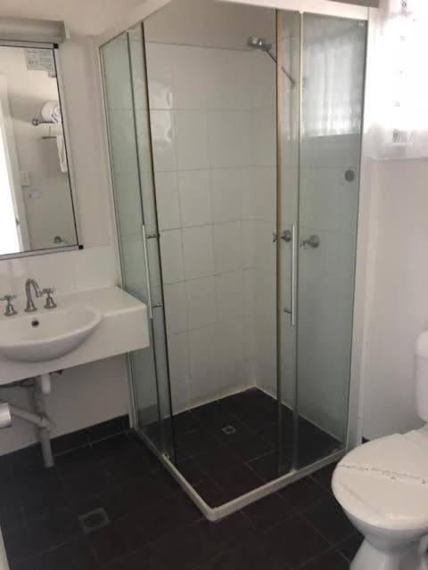 Mackay Motor Inn Bagian luar foto