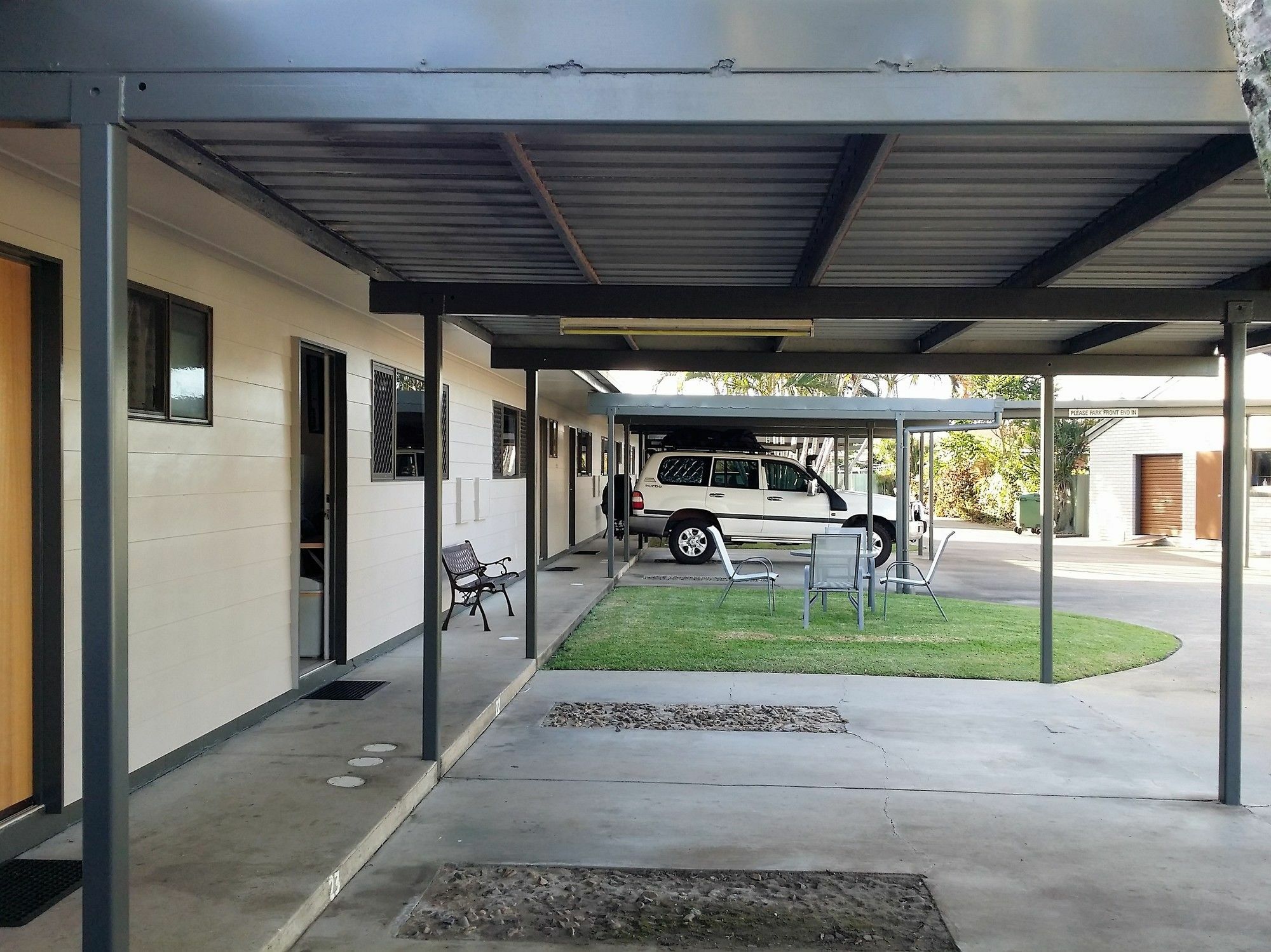 Mackay Motor Inn Bagian luar foto